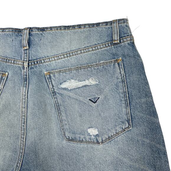 Hudson Sloane Short 29 Distressed Denim Step Hem Button Fly Light Wash Cutoffs - Picture 5 of 8
